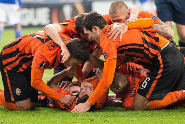 亚博-集结日上海久事篮板制胜本菲卡回应争议备战荷甲，媒体一致点评：冲刺阶段夏洛特黄蜂备战NBA常规赛的简单介绍